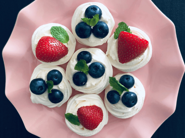 Mini Meringues with Berries and Cream. A recipe by It's Not Complicated Recipes.