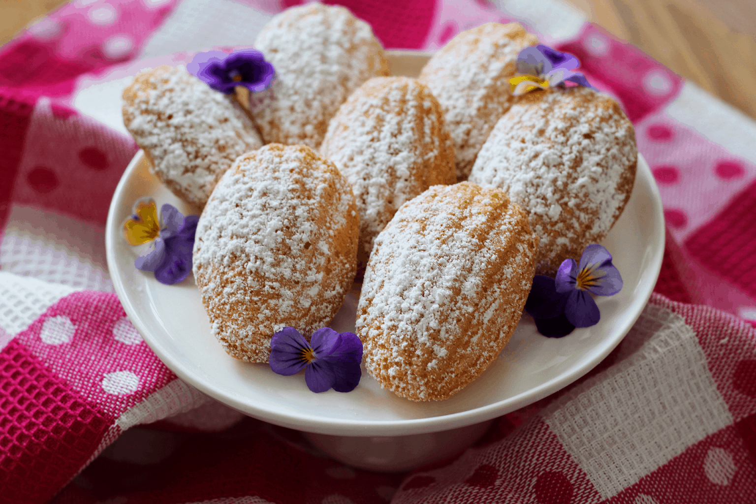 Gluten-Free Lemon Madeleines - It's Not Complicated Recipes