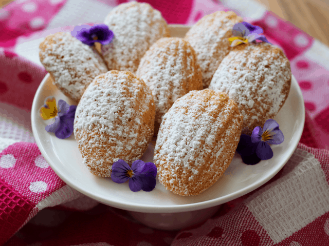 Gluten-Free Lemon Madeleines. A recipe by It's Not Complicated Recipes.