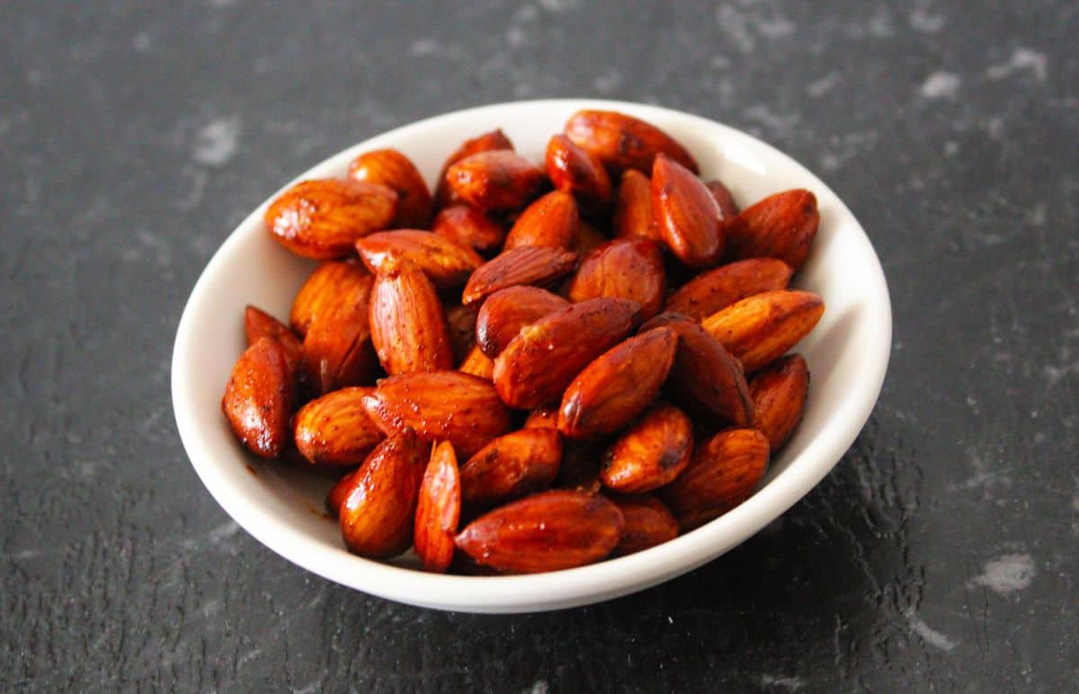 Spicy Roasted Almonds Its Not Complicated Recipes 3002