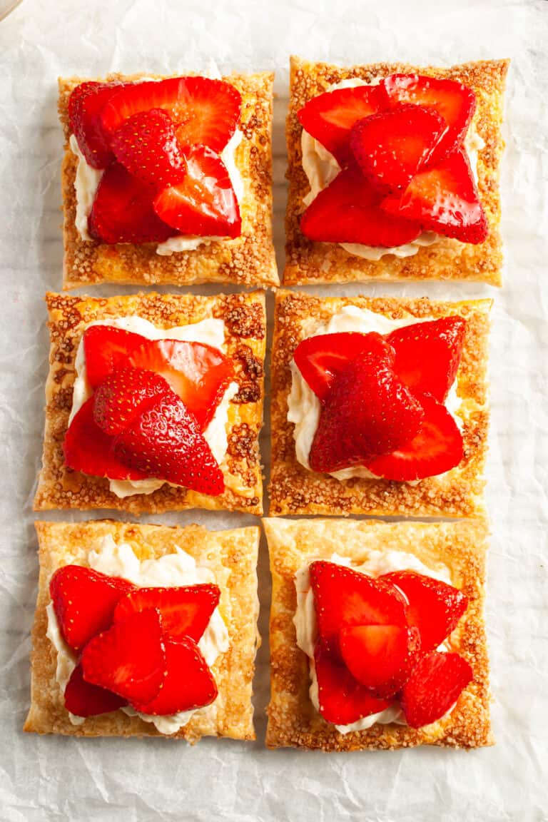 Strawberry Tartlets - It's Not Complicated Recipes