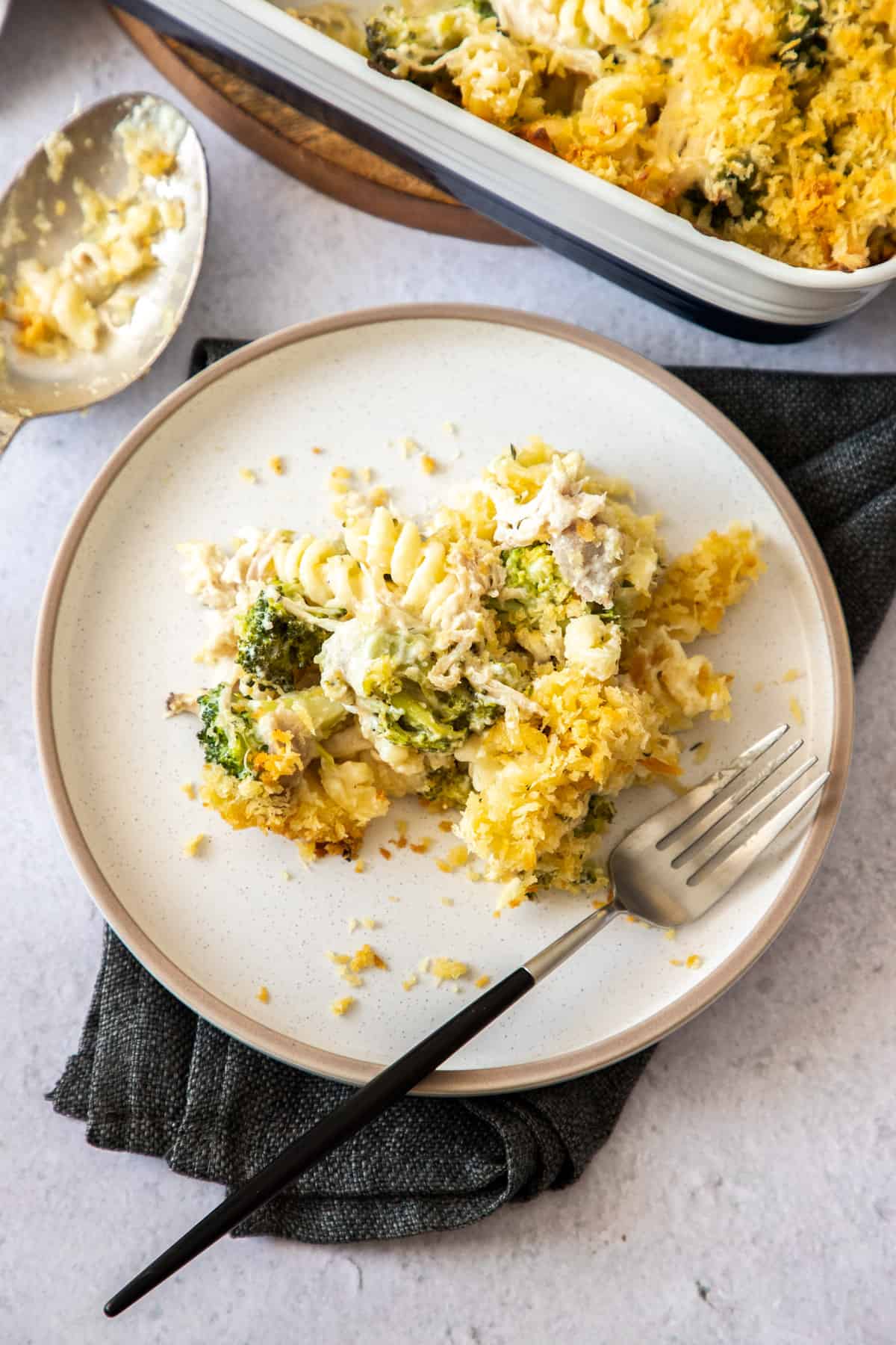 Plate with serving of pasta, with a fork on the side.