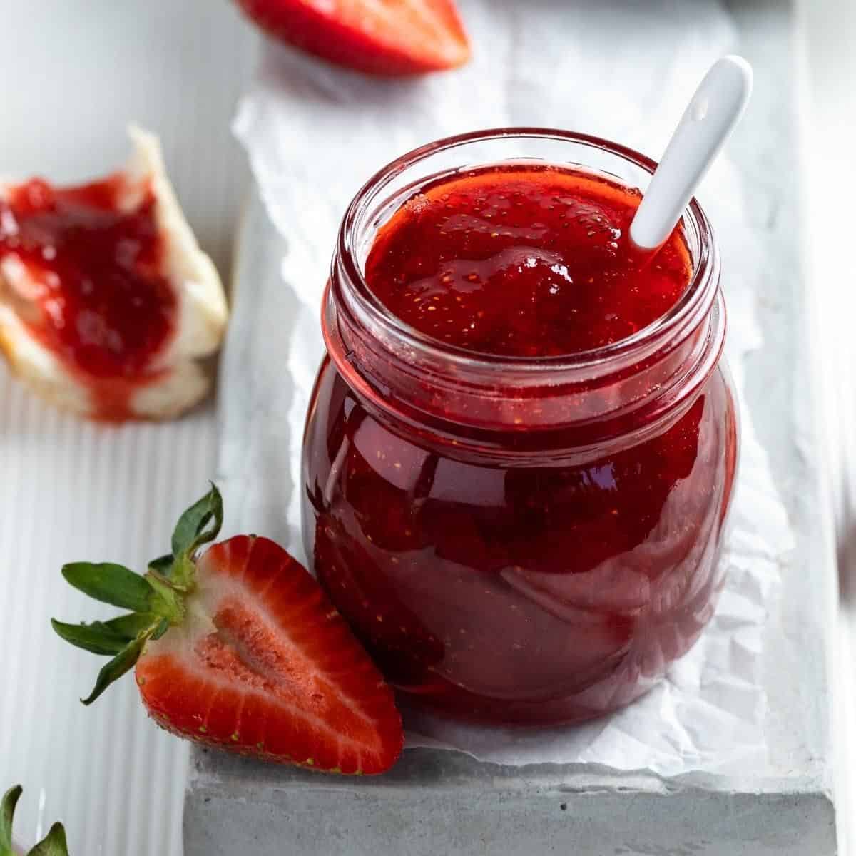 How To Open A Jar of Preserves 