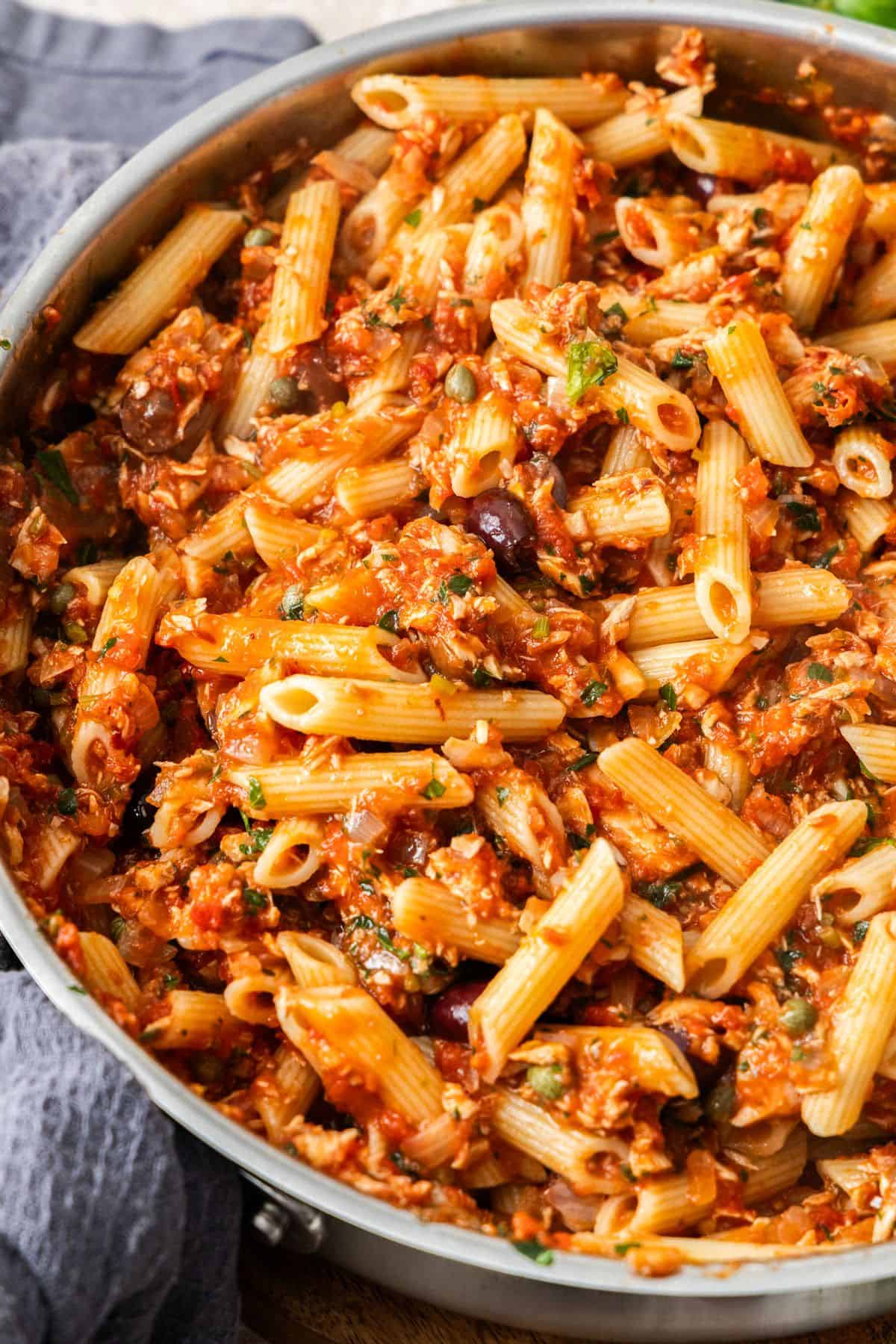 Large pan with the cooked Spicy Tuna and Tomato Pasta, ready to serve.